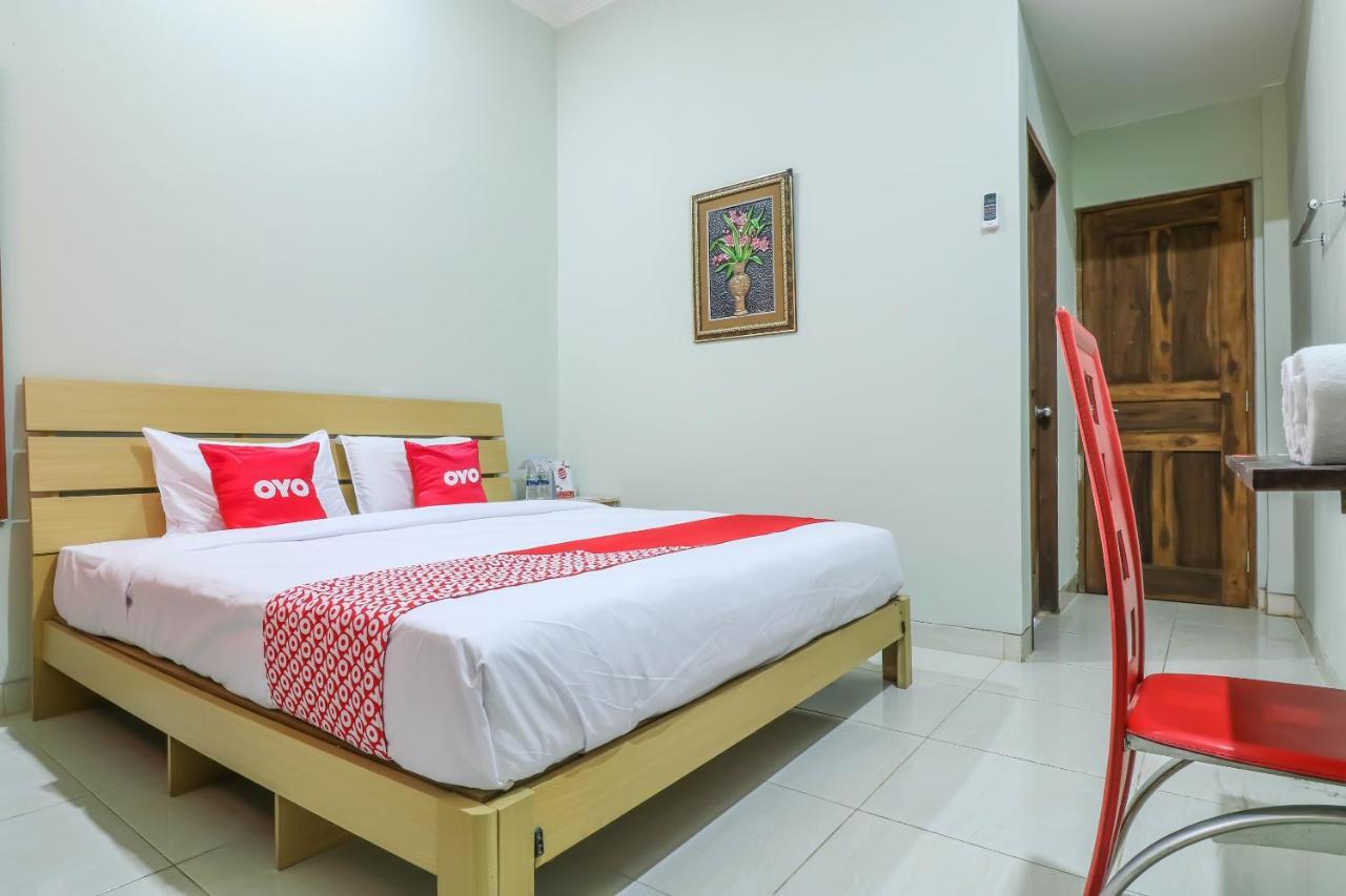 Oyo 1670 Likko Inn Denpasar Kültér fotó