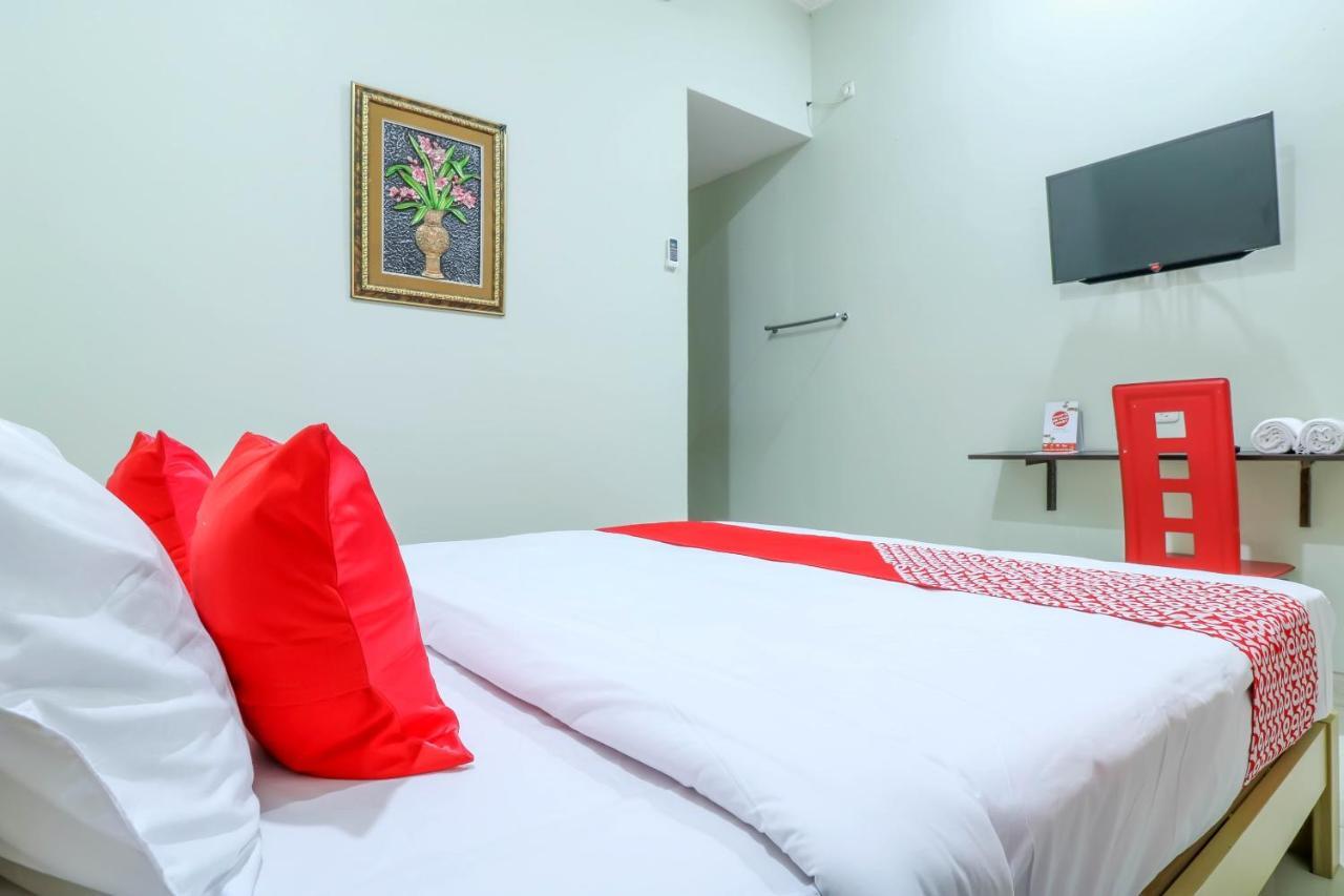 Oyo 1670 Likko Inn Denpasar Kültér fotó