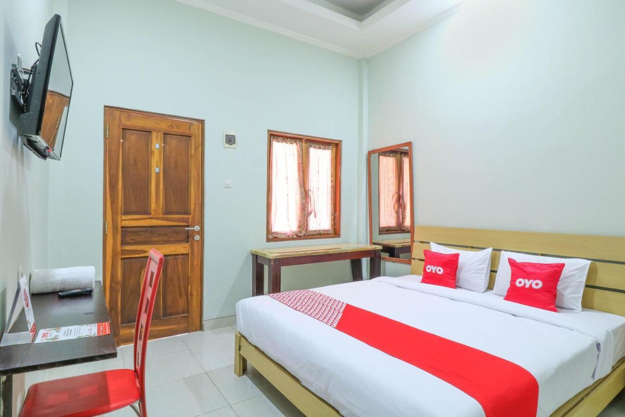 Oyo 1670 Likko Inn Denpasar Kültér fotó
