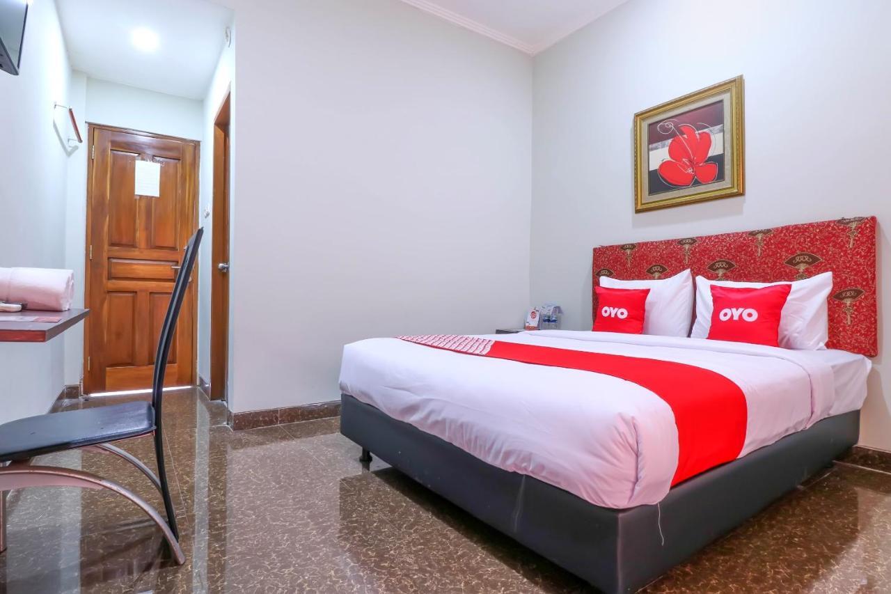 Oyo 1670 Likko Inn Denpasar Kültér fotó