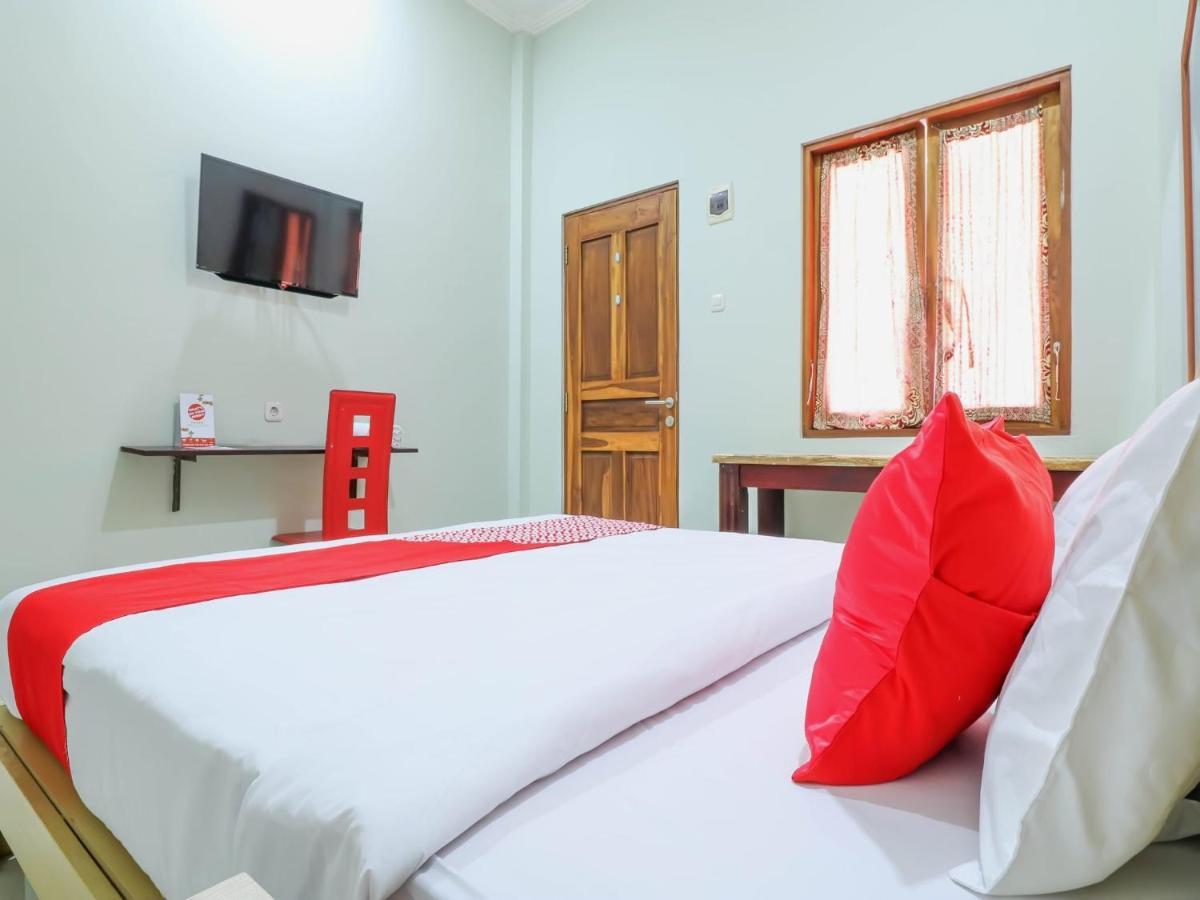 Oyo 1670 Likko Inn Denpasar Kültér fotó