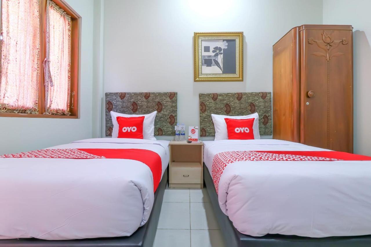 Oyo 1670 Likko Inn Denpasar Kültér fotó